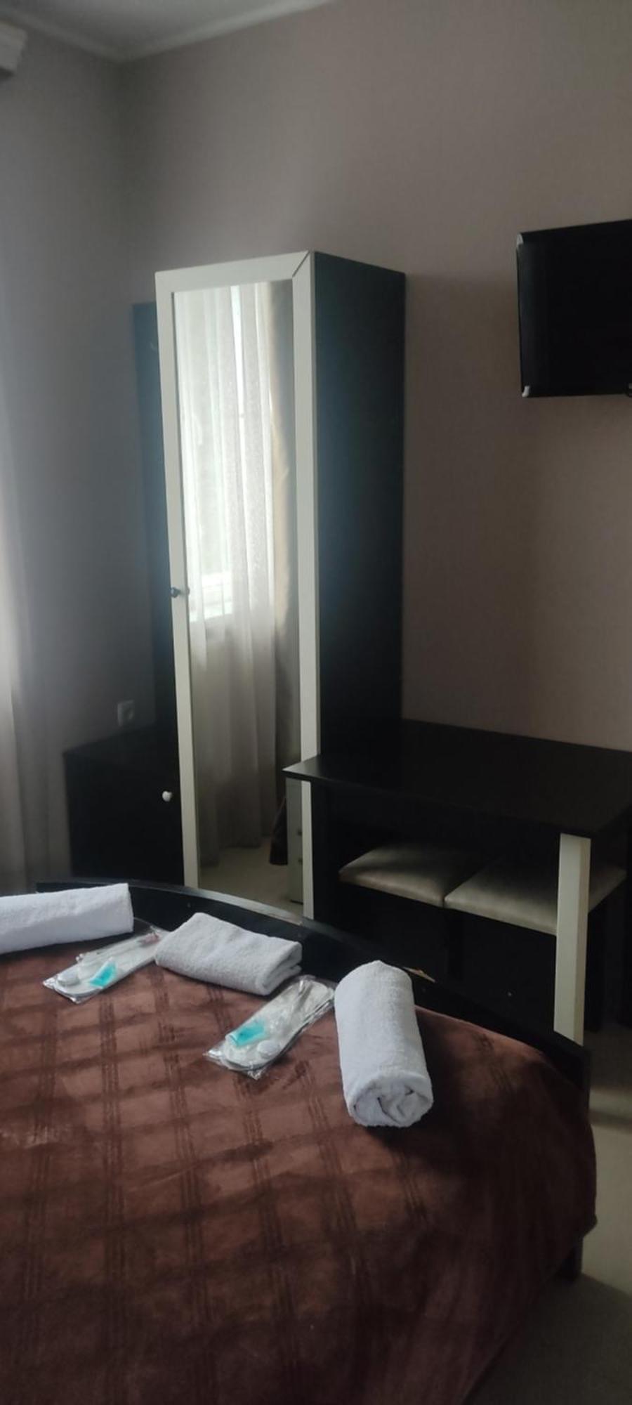 Hotel Lux Tbilisi Ngoại thất bức ảnh