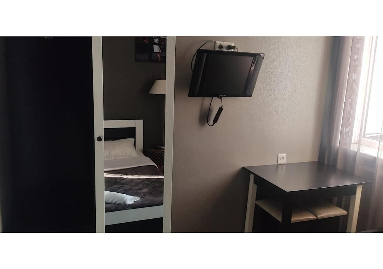 Hotel Lux Tbilisi Ngoại thất bức ảnh